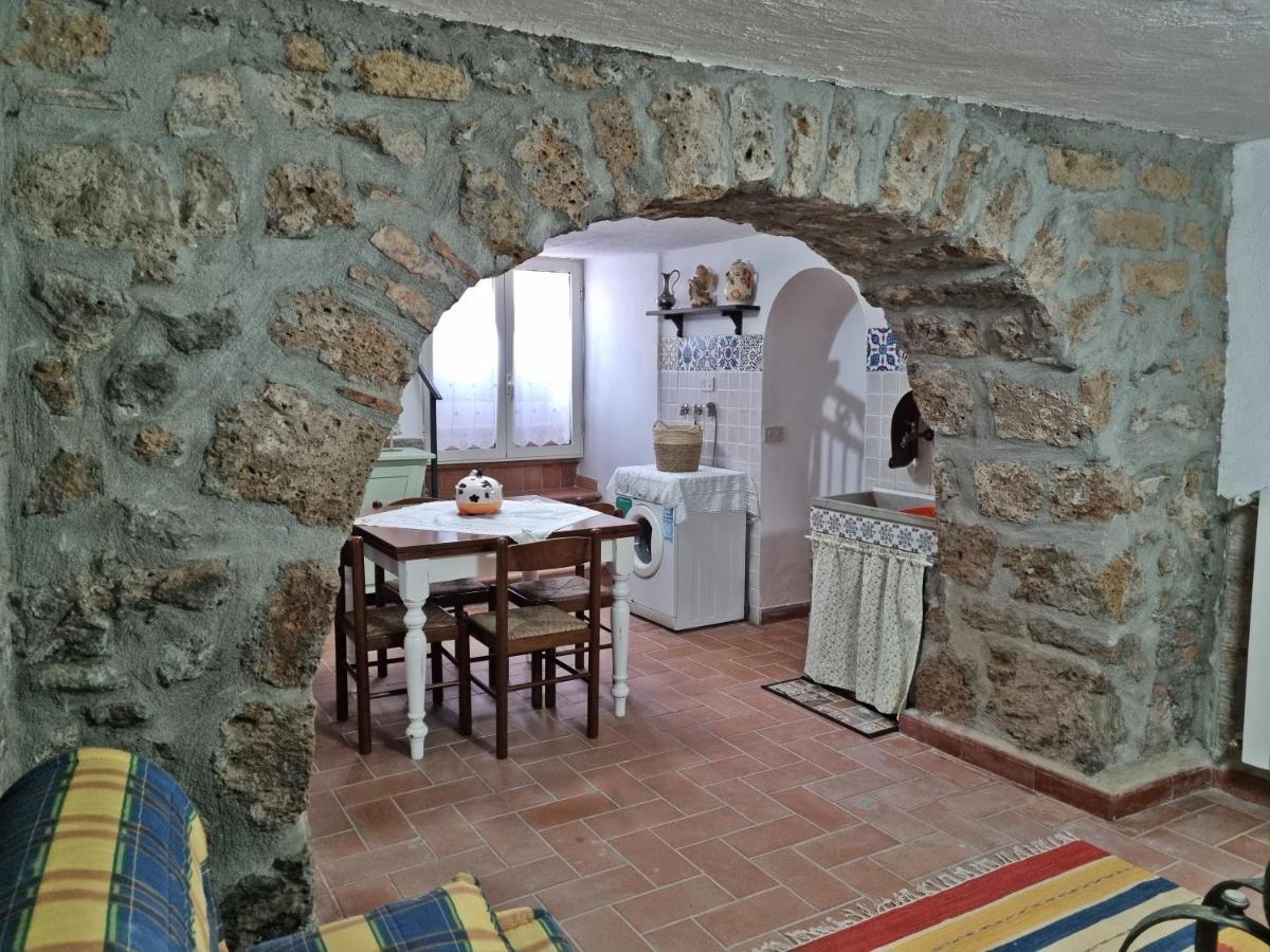 Casa Vacanze Nives ทุสคาเนีย ภายนอก รูปภาพ